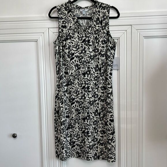 Croft And Barrow Floral Print Shift Dress - Picture 1 of 4